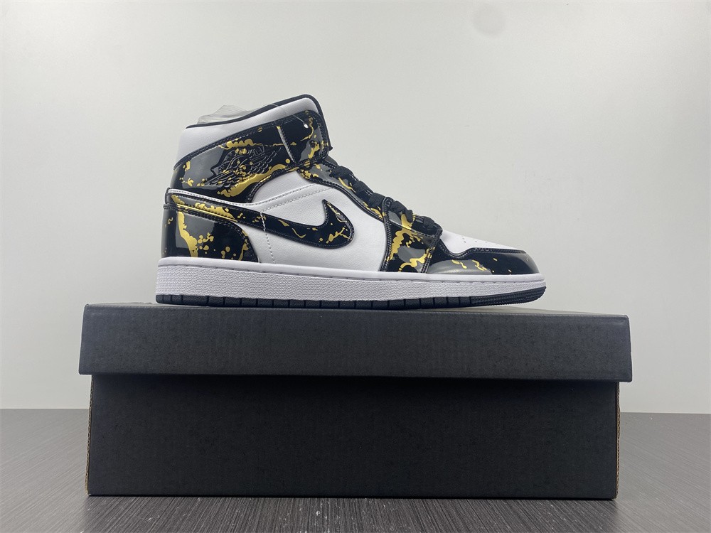 AIR JORDAN 1 MID 554724