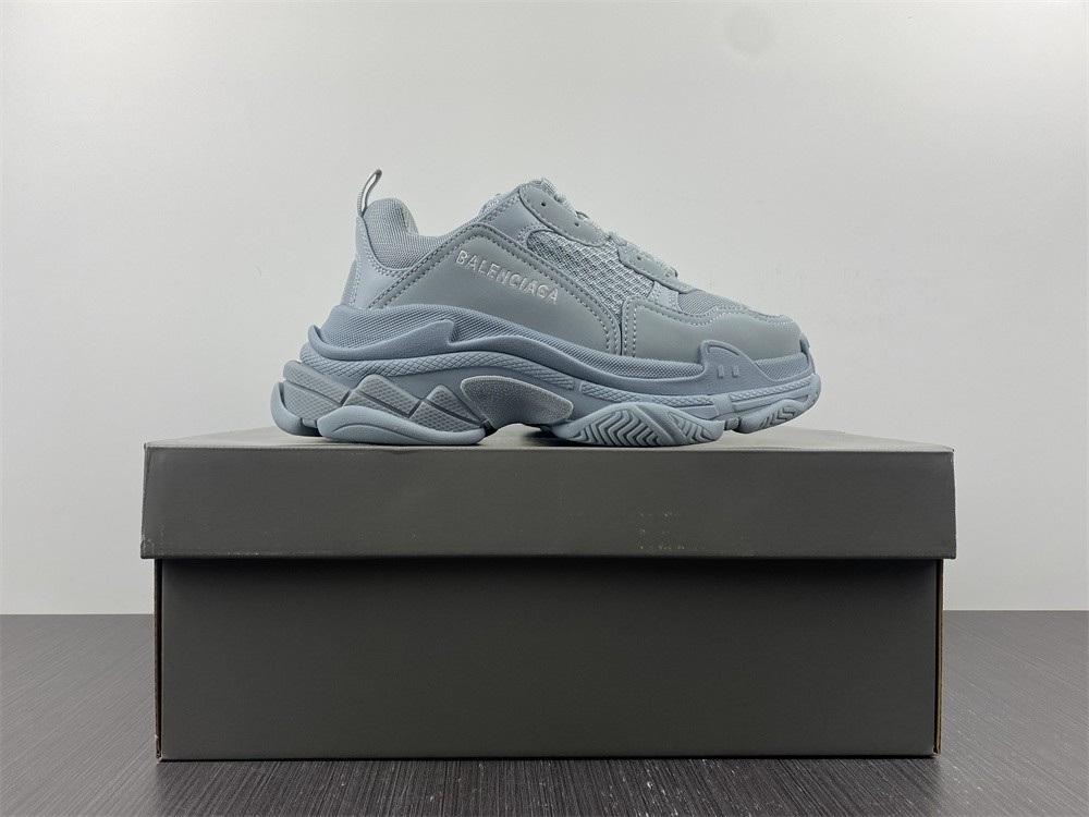 Blncig Triple S Pale Blue  524039W2FW14700
