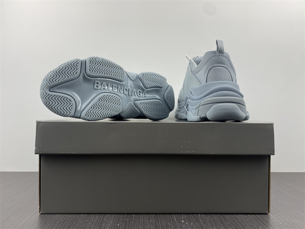 Blncig Triple S Pale Blue  524039W2FW14700