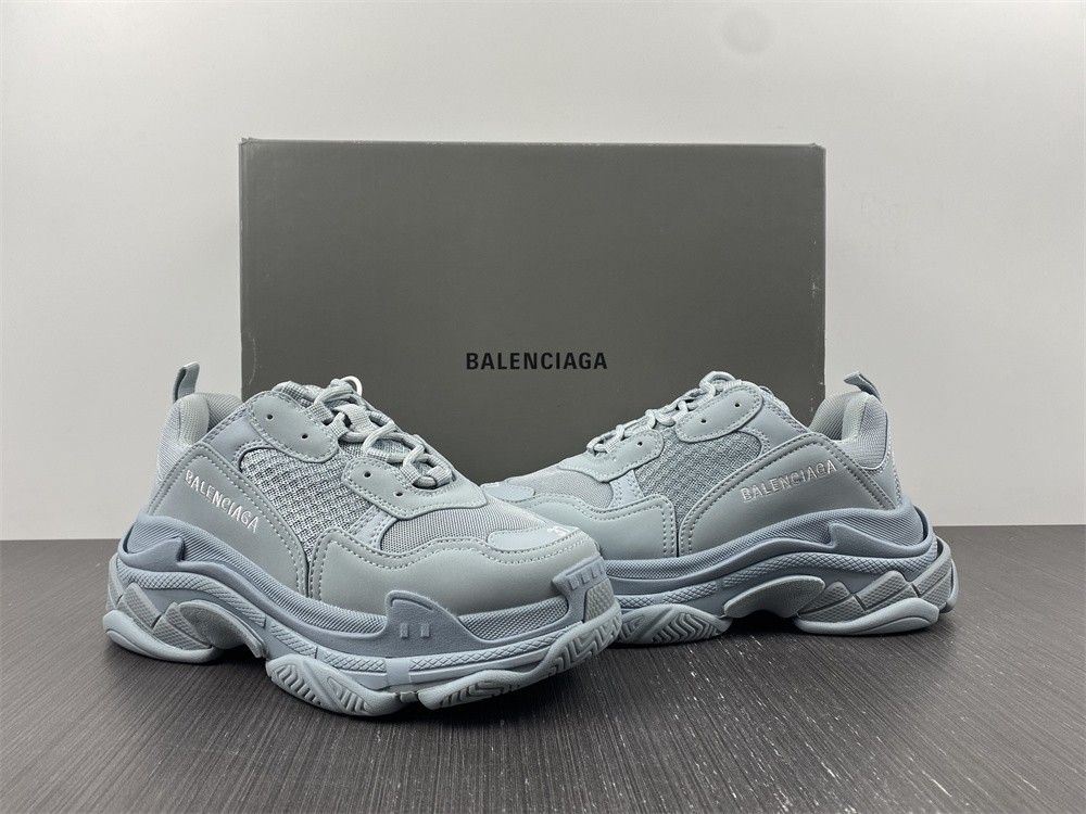 Blncig Triple S Pale Blue  524039W2FW14700