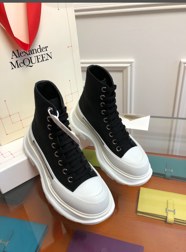 Alxndr McQN Tread Slick Lace Up Boot Black White