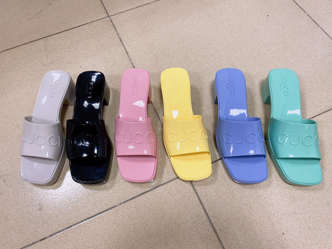 Guccii1 pink slipper