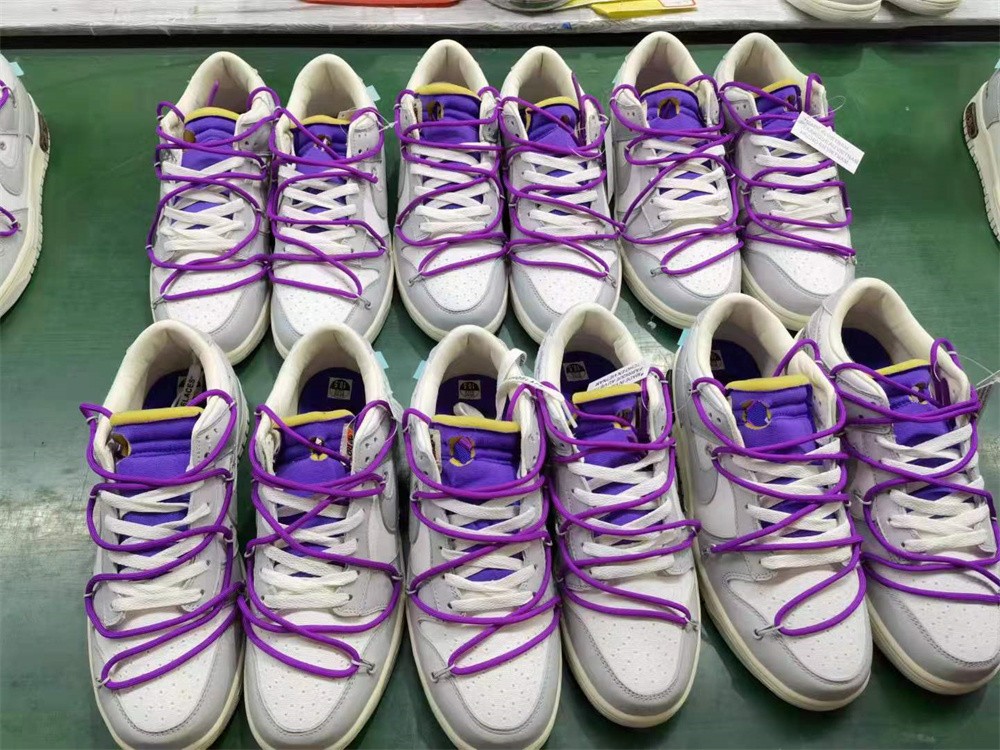 Dunk Low Off-White Lot 28  DM1602-111