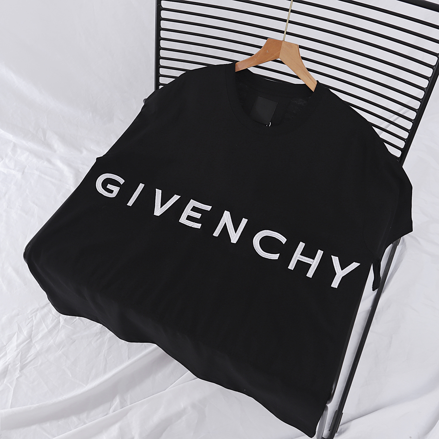 Gvnchy black shirt