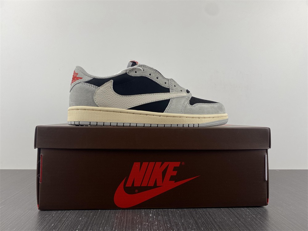 Air Jordan 1 Low OG x  Travis Scott 1