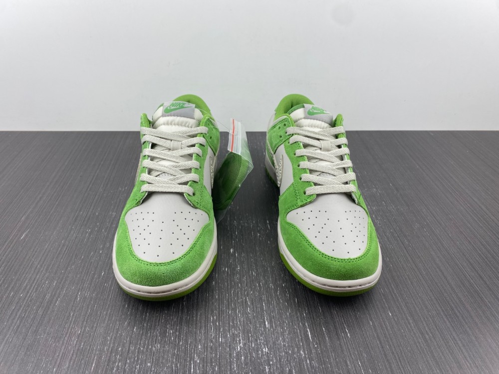 Nike Dunk Low AS Safari Swoosh Chlorophyll  DR0156-300