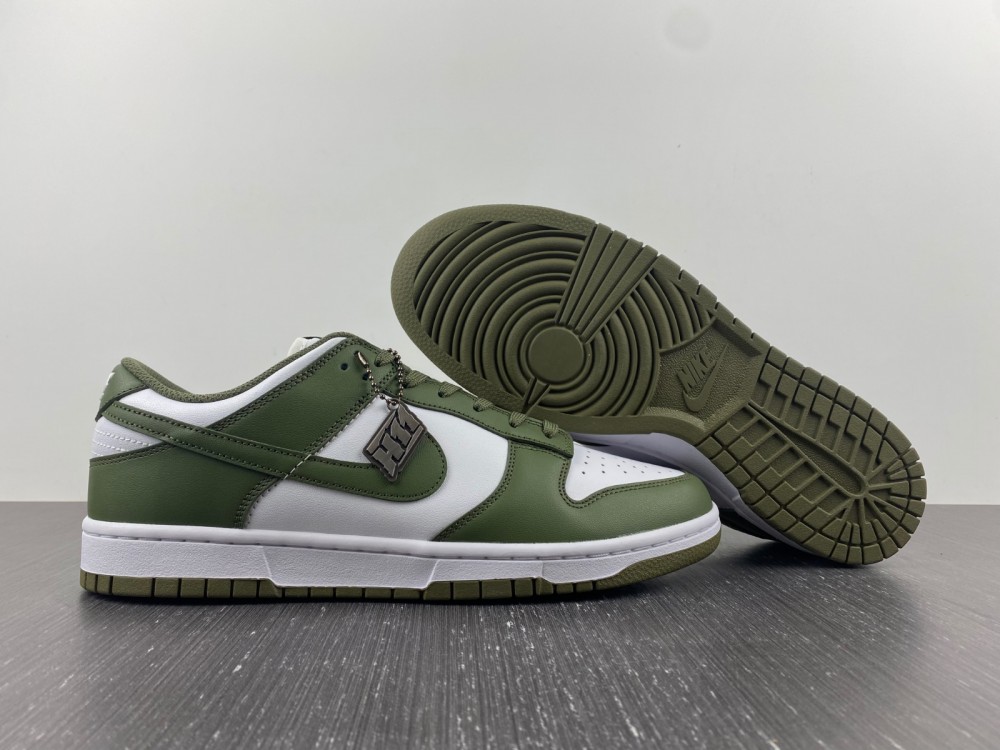 Nike Dunk Low Medium Olive (W)  DD1503-120