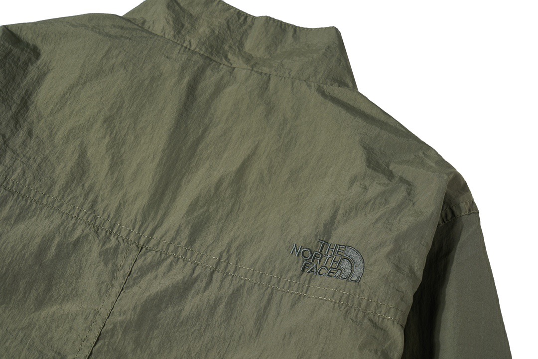 THE NORTH FACE jacket