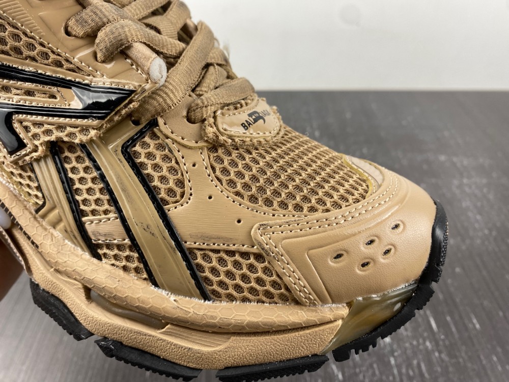 Blncig 7.0 Runner Brown