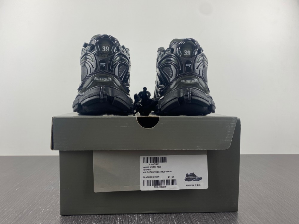 Blncig Runner 7.0 black green