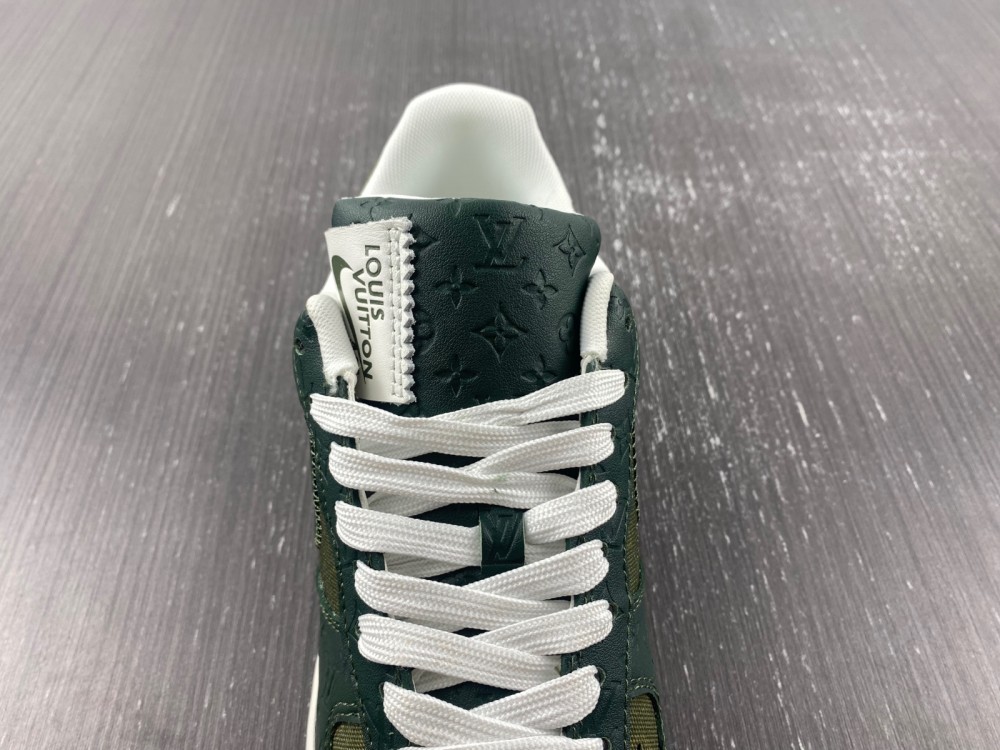 Nike Air Force 1 LsVttn