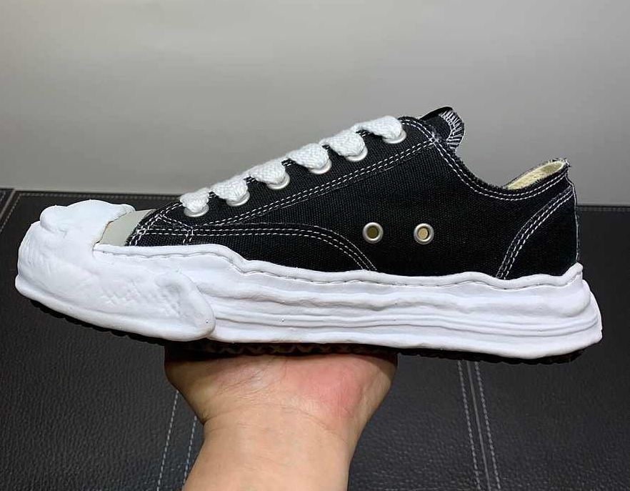 Mihara Yasuhiro Hank OG Sole Canvas Low Black