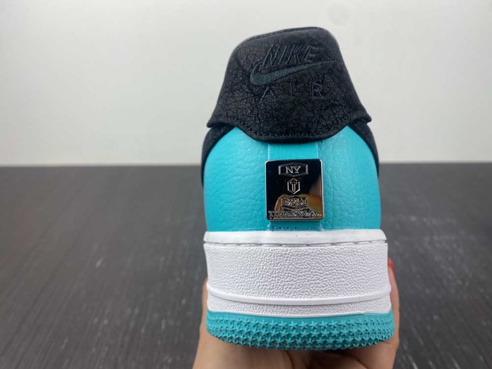 Nike Air Force 1 Low Tiffany & Co DZ1382-002