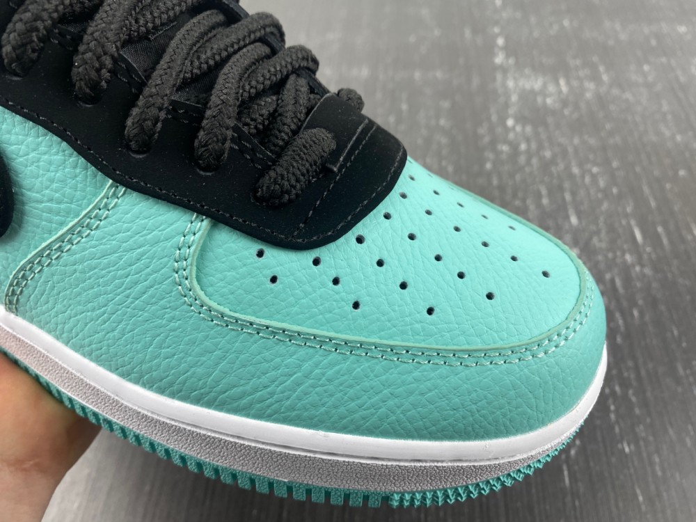 Nike Air Force 1 Low Tiffany & Co. 1837 (Friends And Family) DZ1382-900