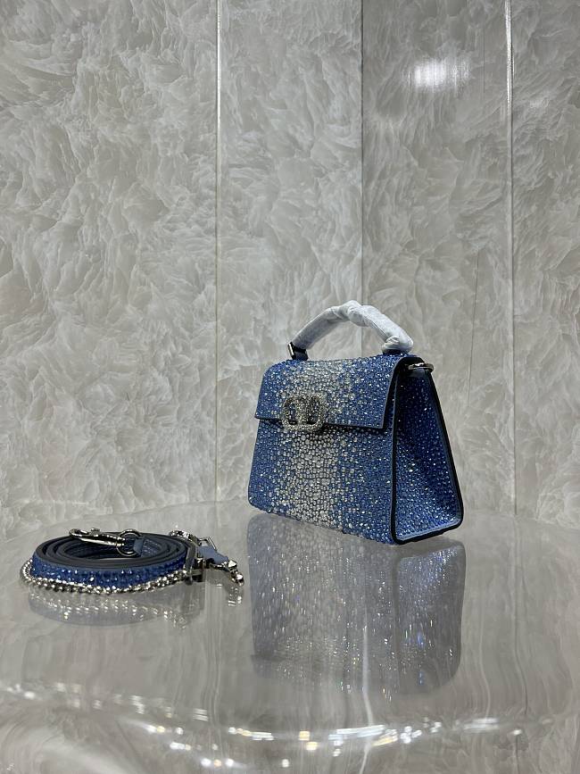 Vallentinno Vlogo Signature Chain Bag 19cm Blue