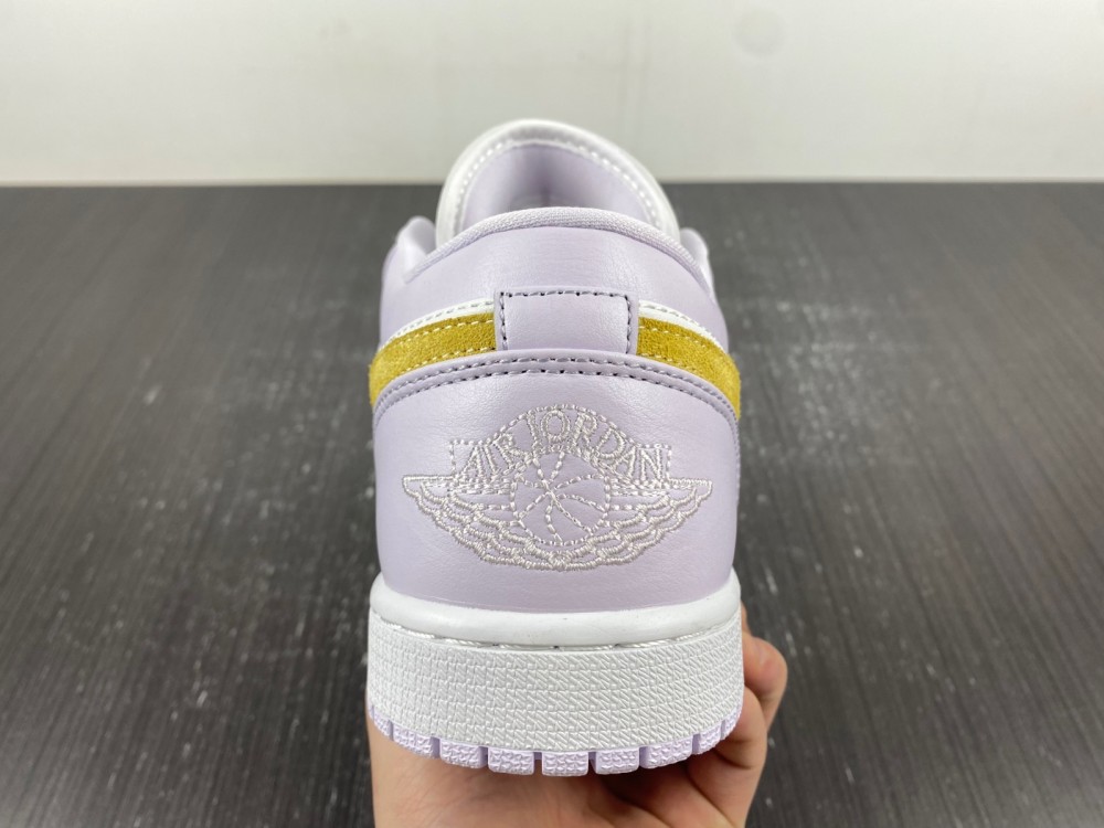Nike Air Jordan 1 low DC0774-501