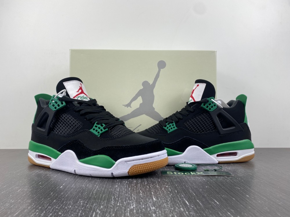Nike SB Air Jordan 4 DR5415-030