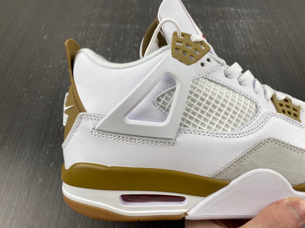 Nike SB Air Jordan 4 DR5415-120