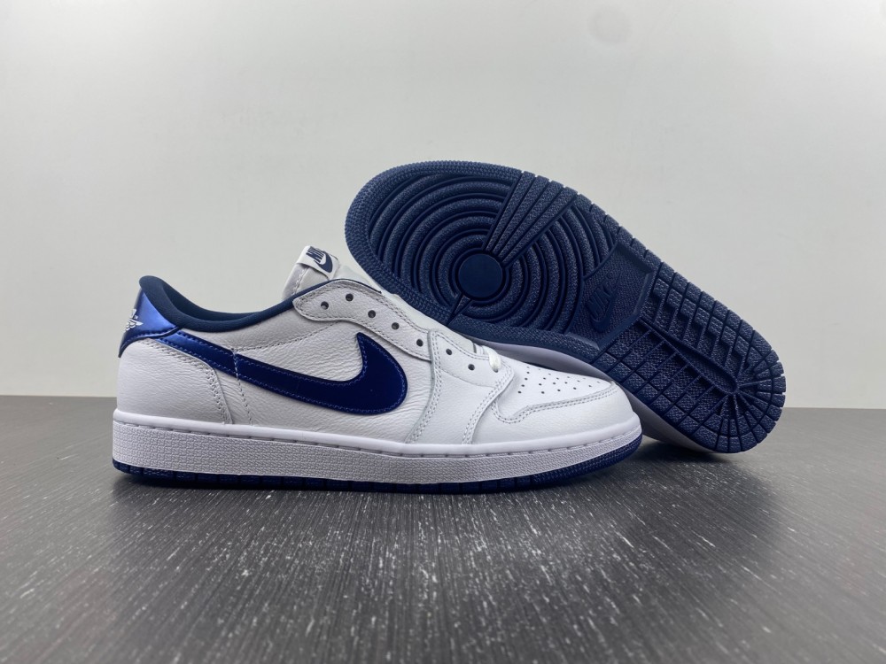 Nike Air Jordan 1 Low Retro OG Midnight Navy 705329-106