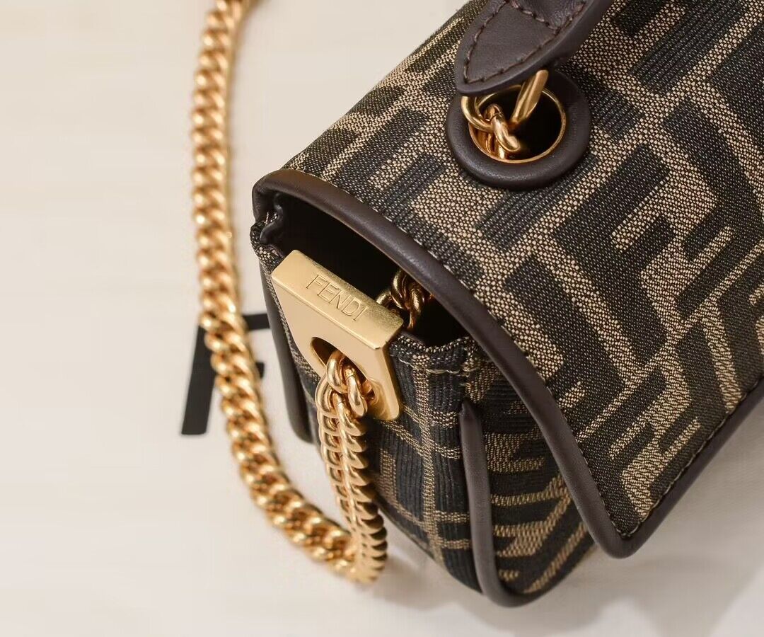 Feendi Baguette Chain Midi