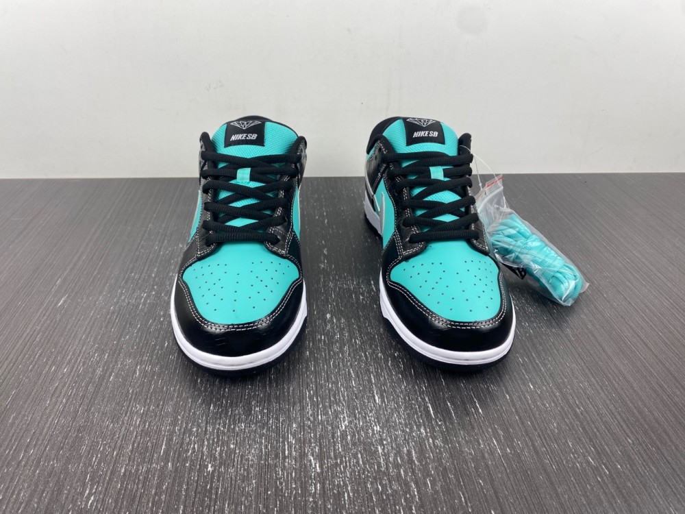 nike sb dunk low Di*m*nd supply co. aqua blue 304292-402