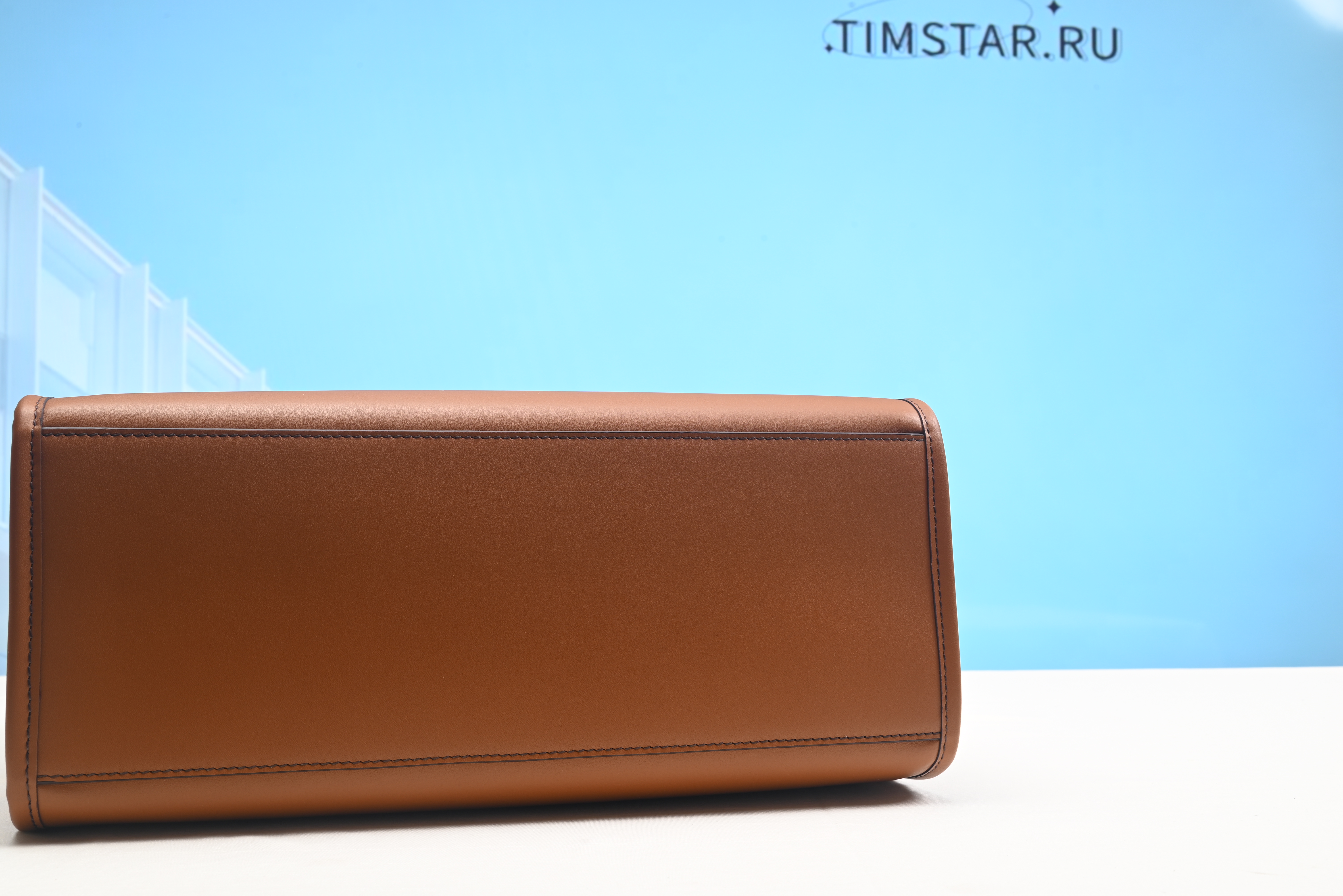 Feendi Sunshine Medium Tote in Brown 35cm USD 380.00