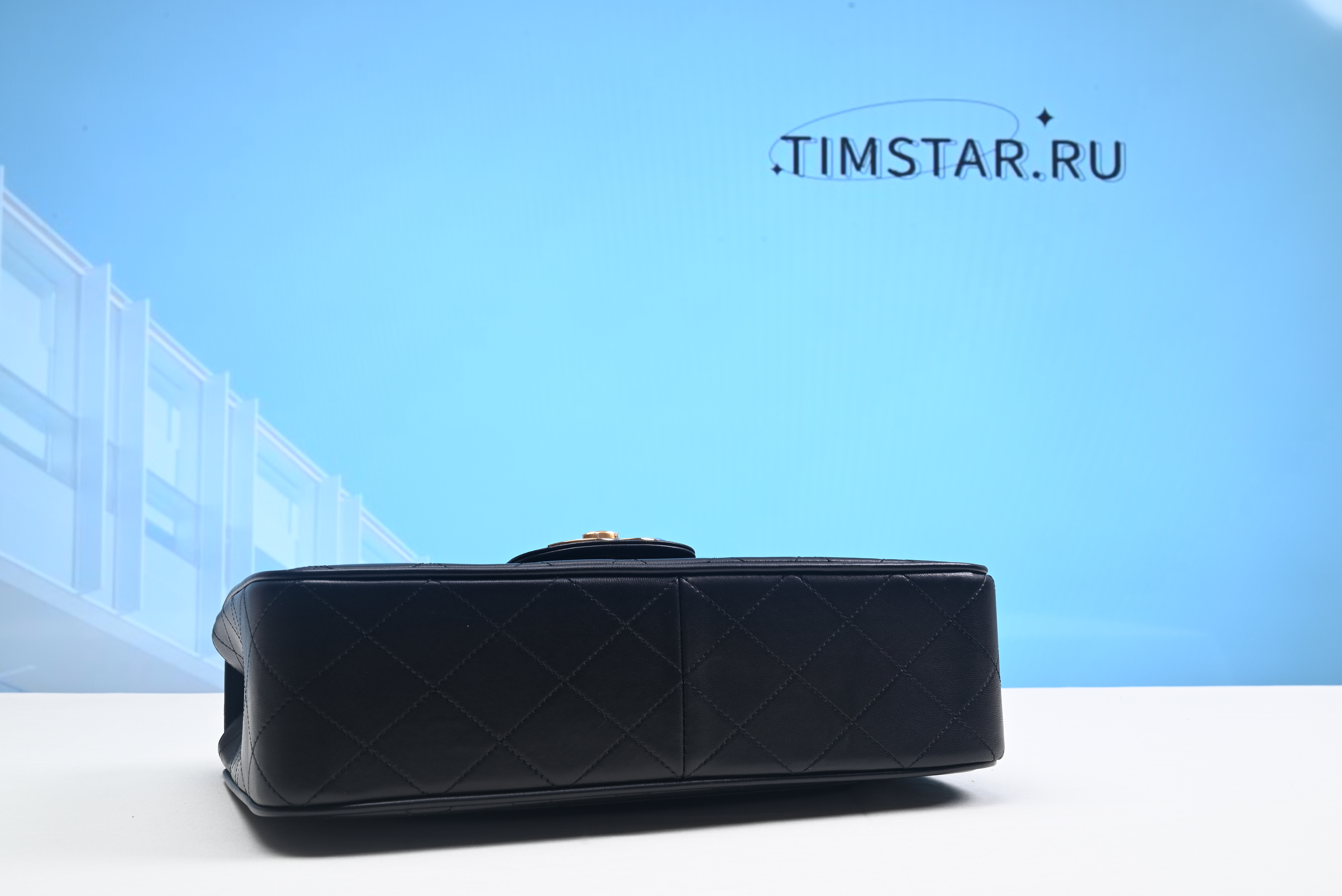 Channe1 Vintage Flap Bag 30cm