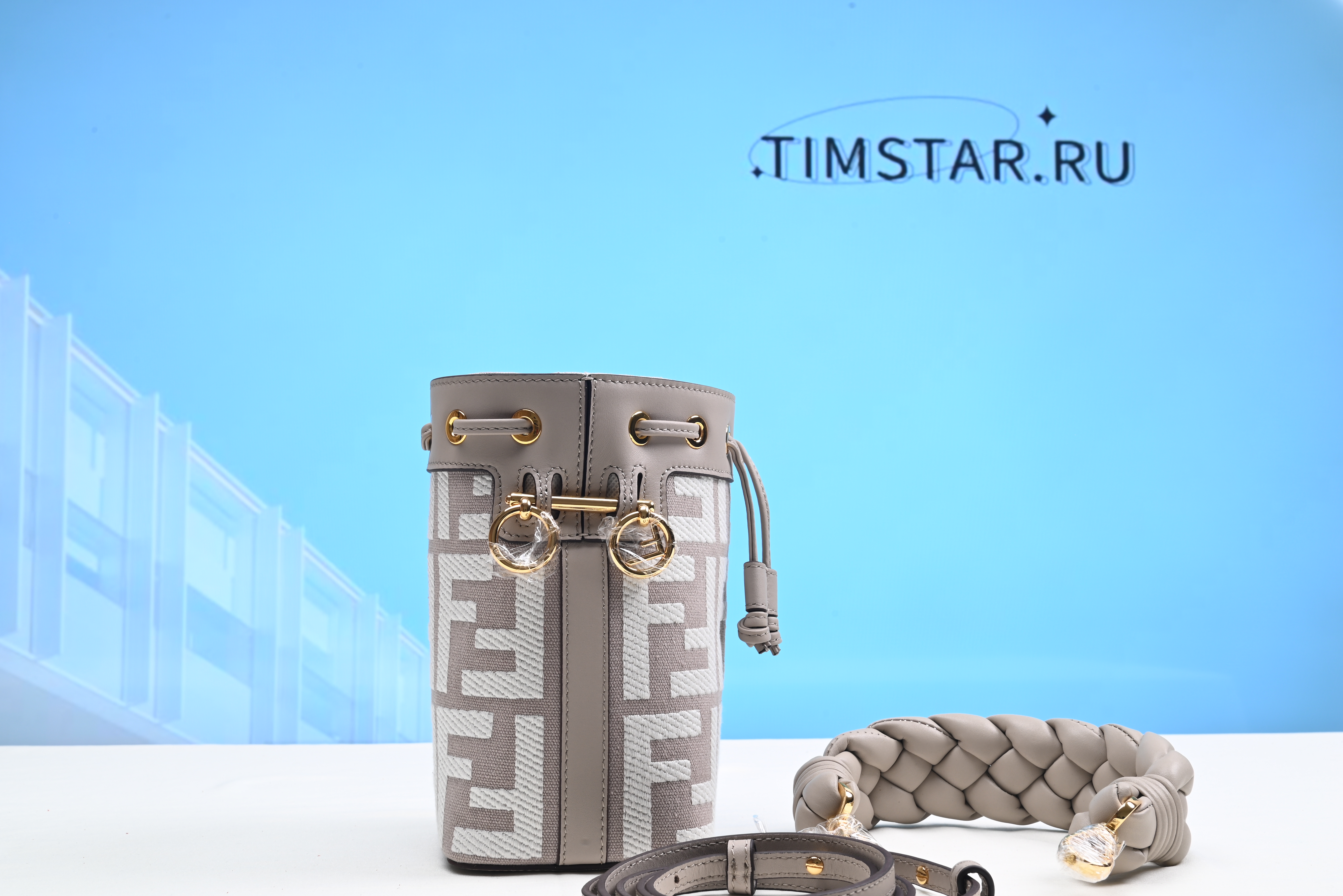 Fendi Mon Tresor Gray FF canvas mini-bag-12*10*18cm