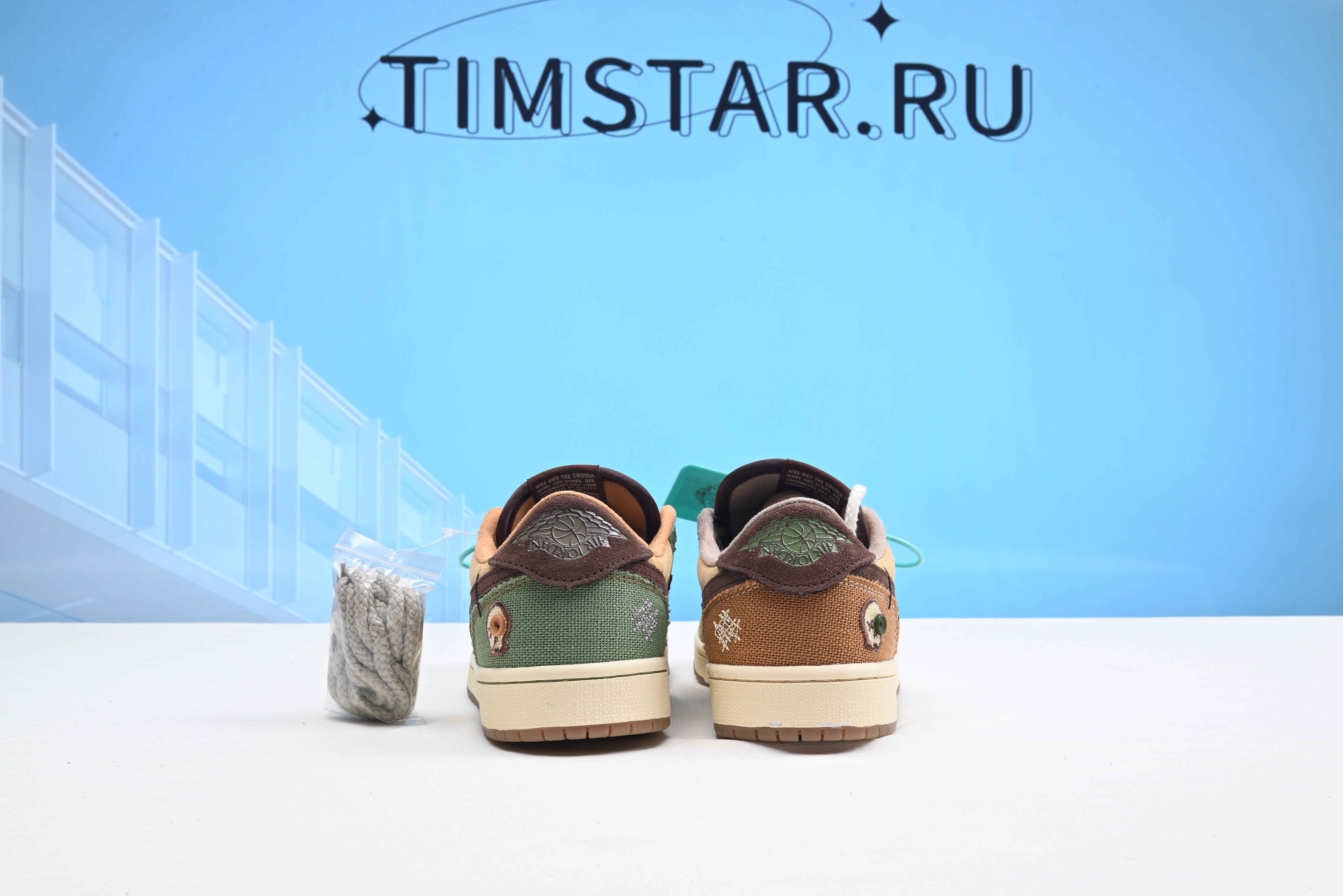 Nike Air Jordan 1 Retro Low OG Zion Williamson Voodoo DZ7292-200