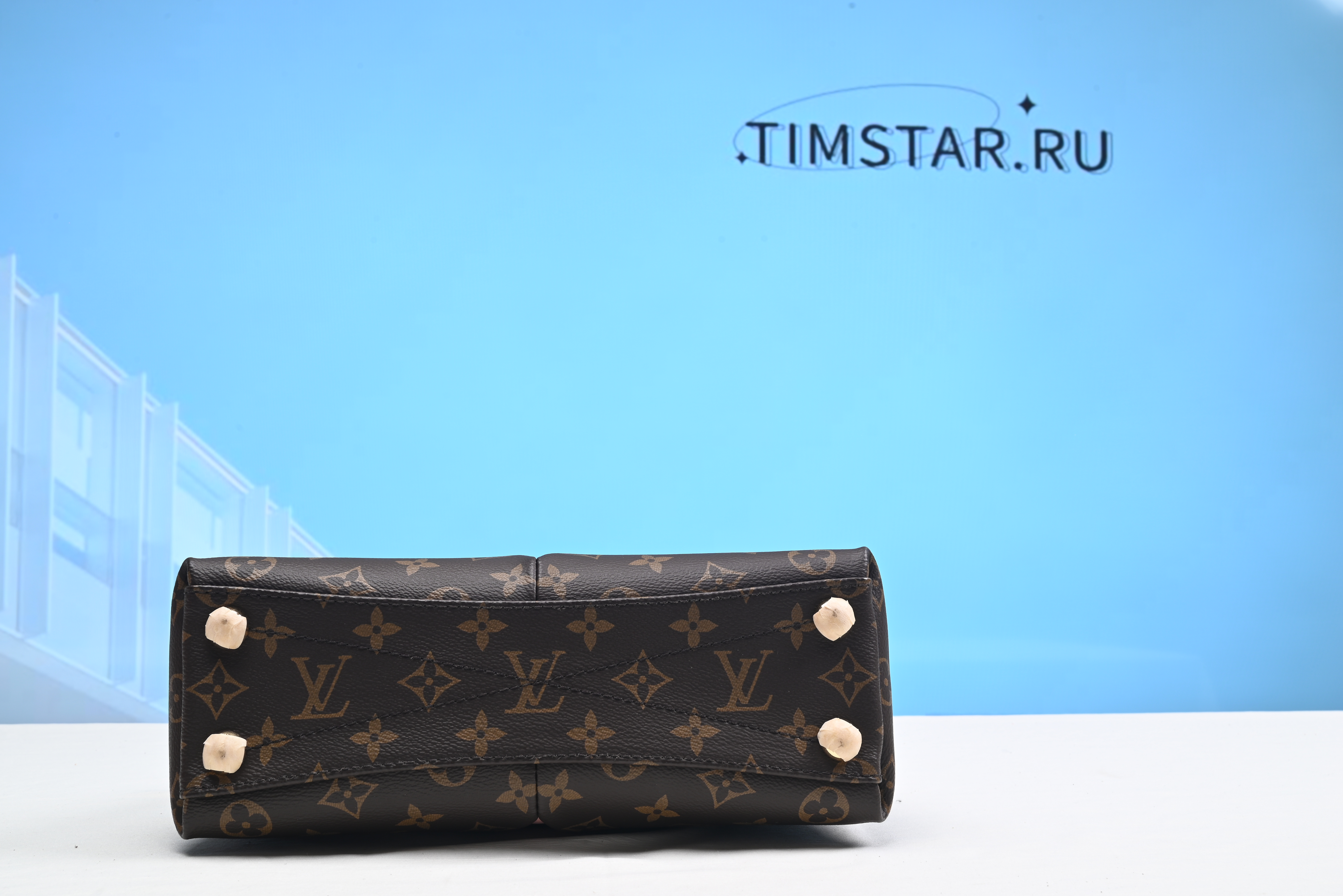 LsVttn M43967 TOTE BB 27cm