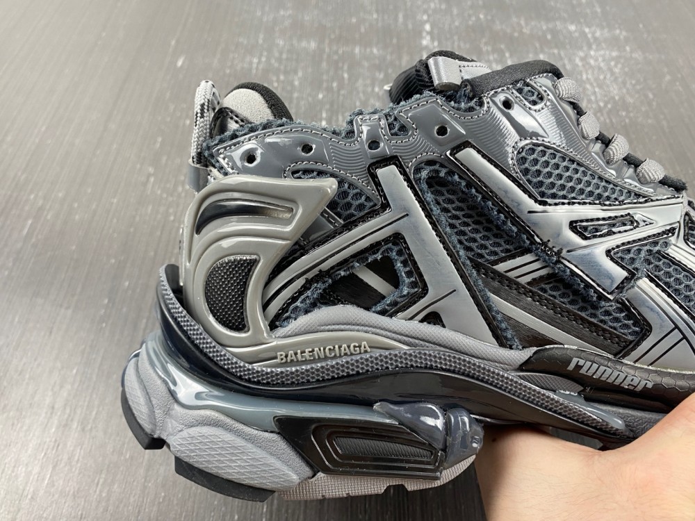 Blncig Runner Sneaker 