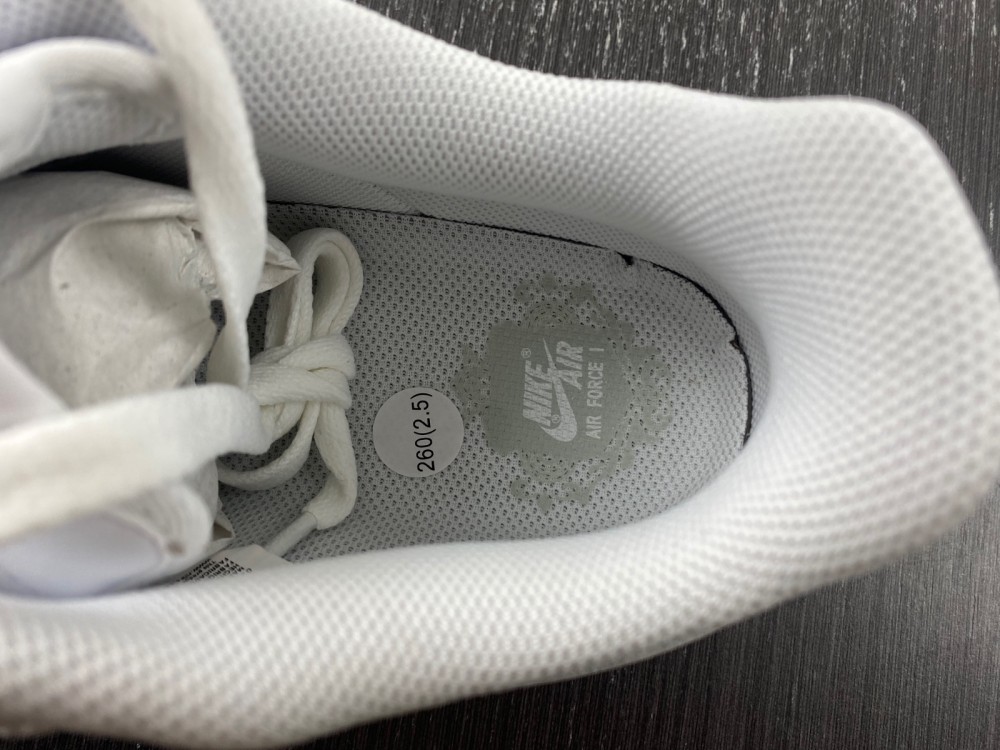 Nike Air Force 1