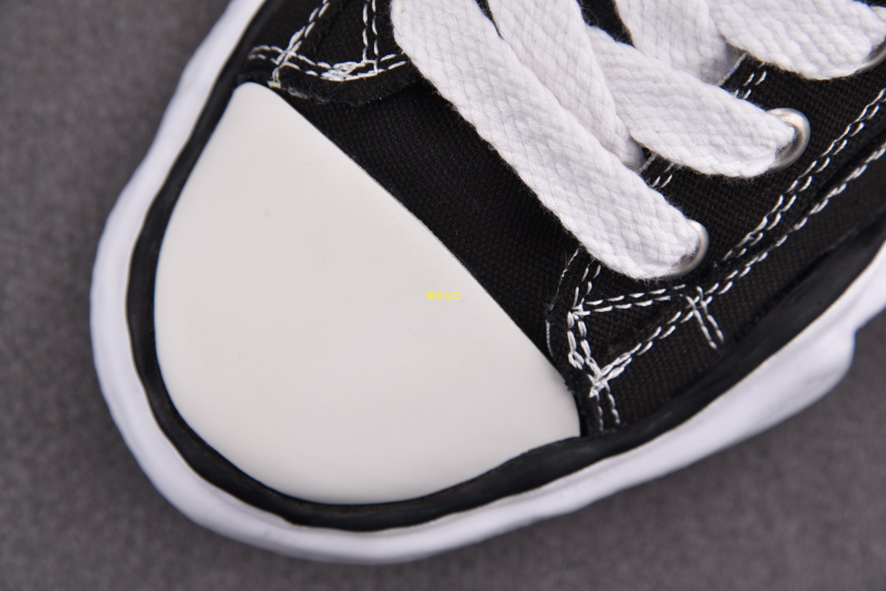 Mais0n Mihara Yasuhir0 Peterson OG Sole Canvas Low black