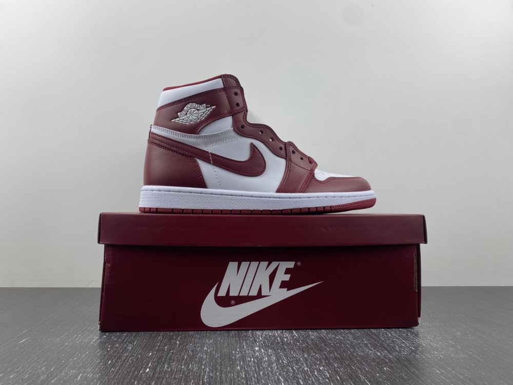 Air Jordan 1 Retro High OG