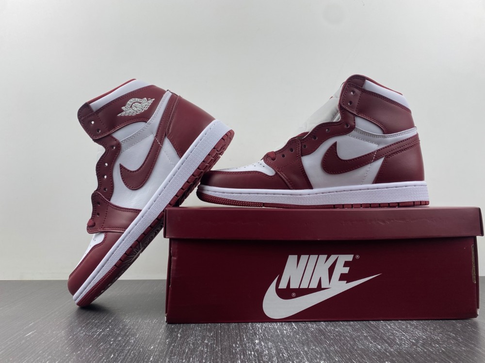 Air Jordan 1 Retro High OG