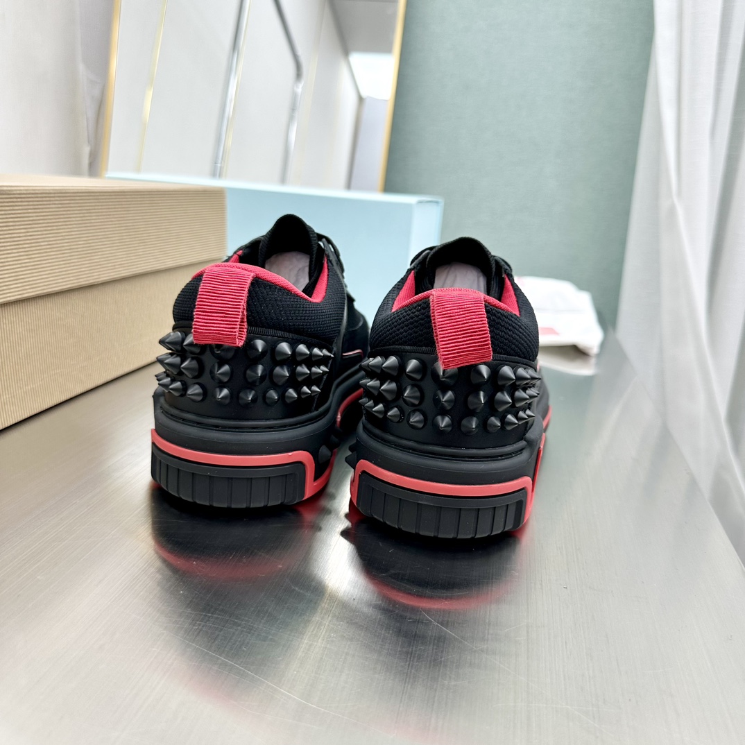 Chrstn Lbtn Sneakers Black