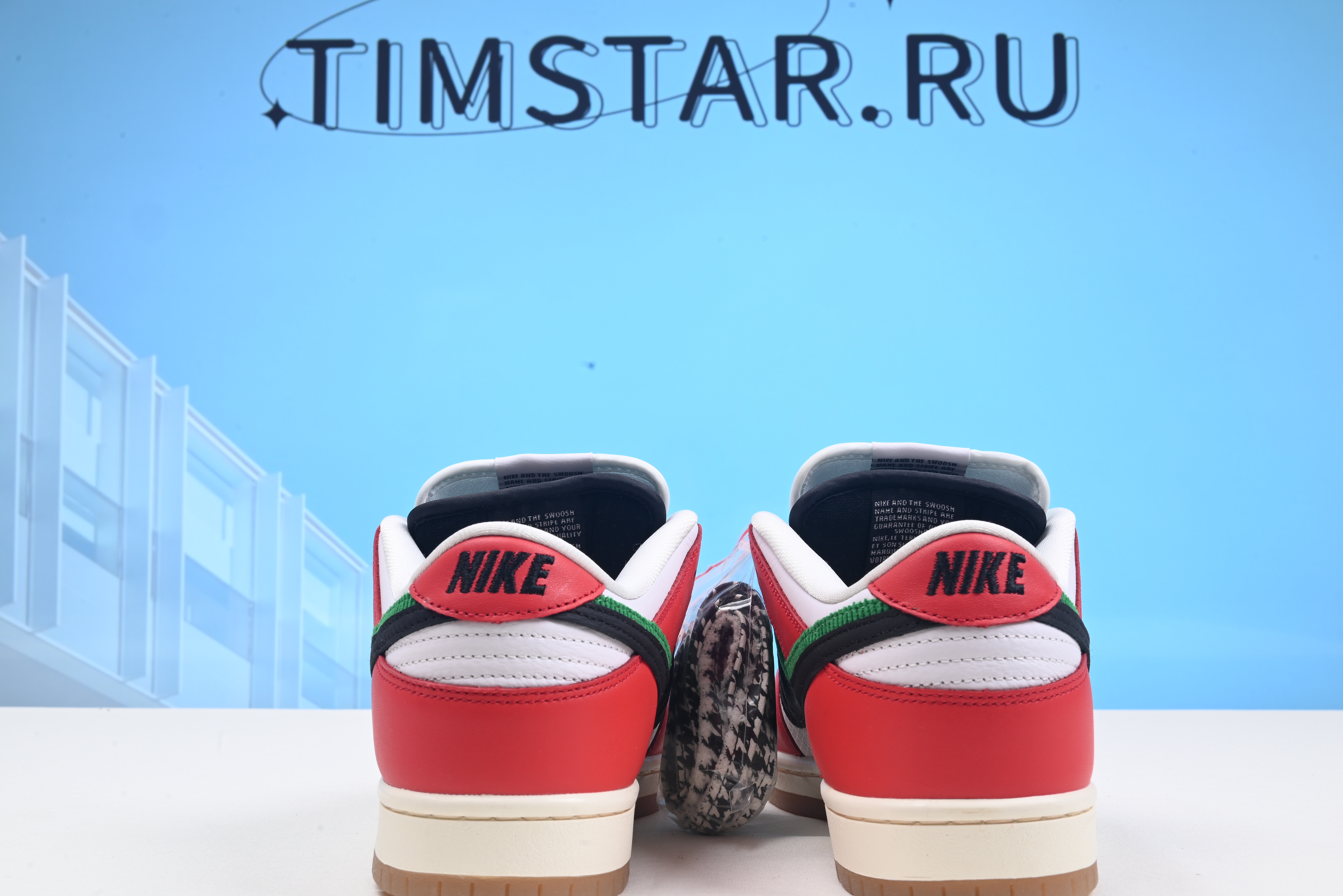 Nike SB Dunk Low Frame Skate Habibi CT2550-600