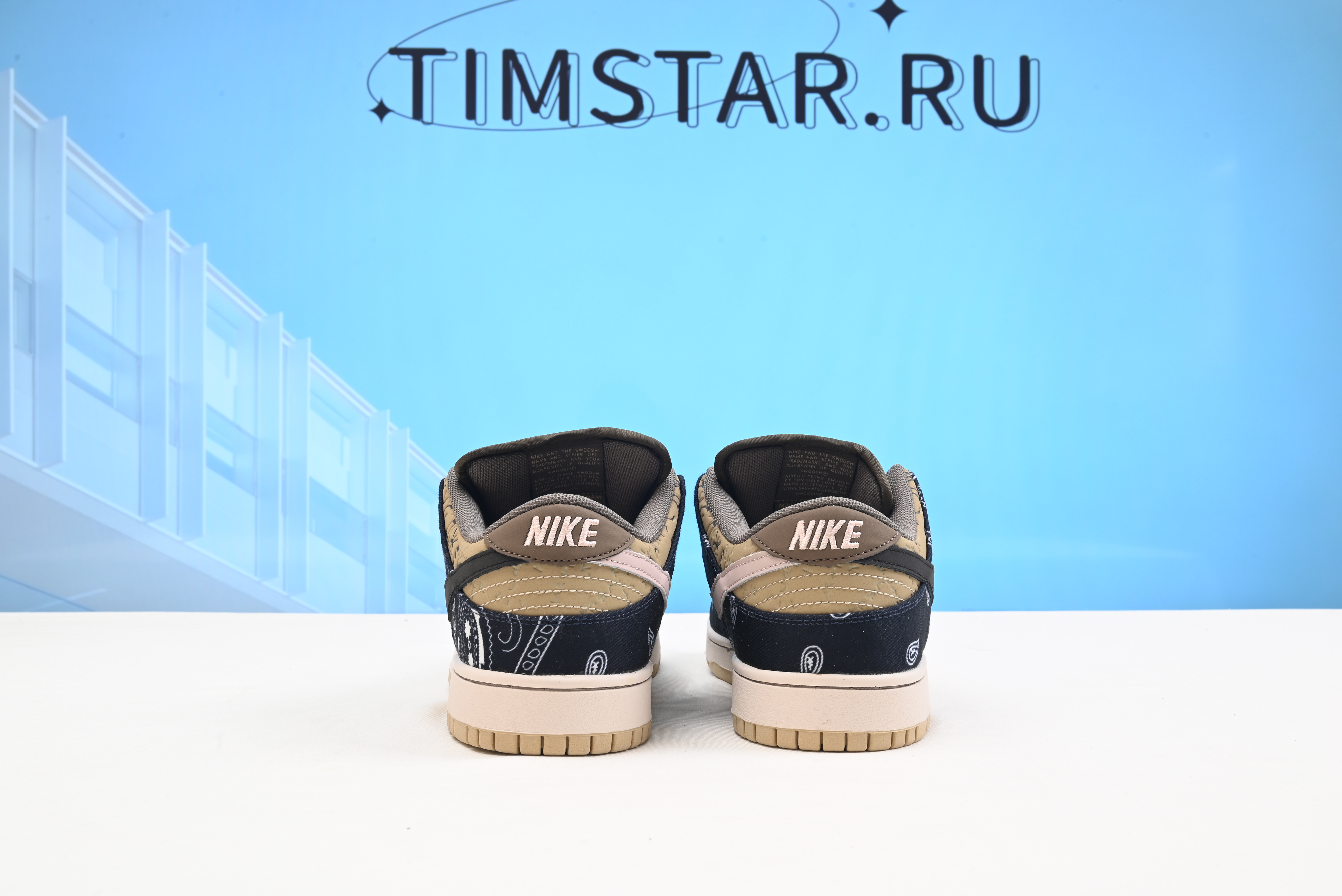 Nike SB Dunk Low Travis Scott (Regular Box) CT5053-001