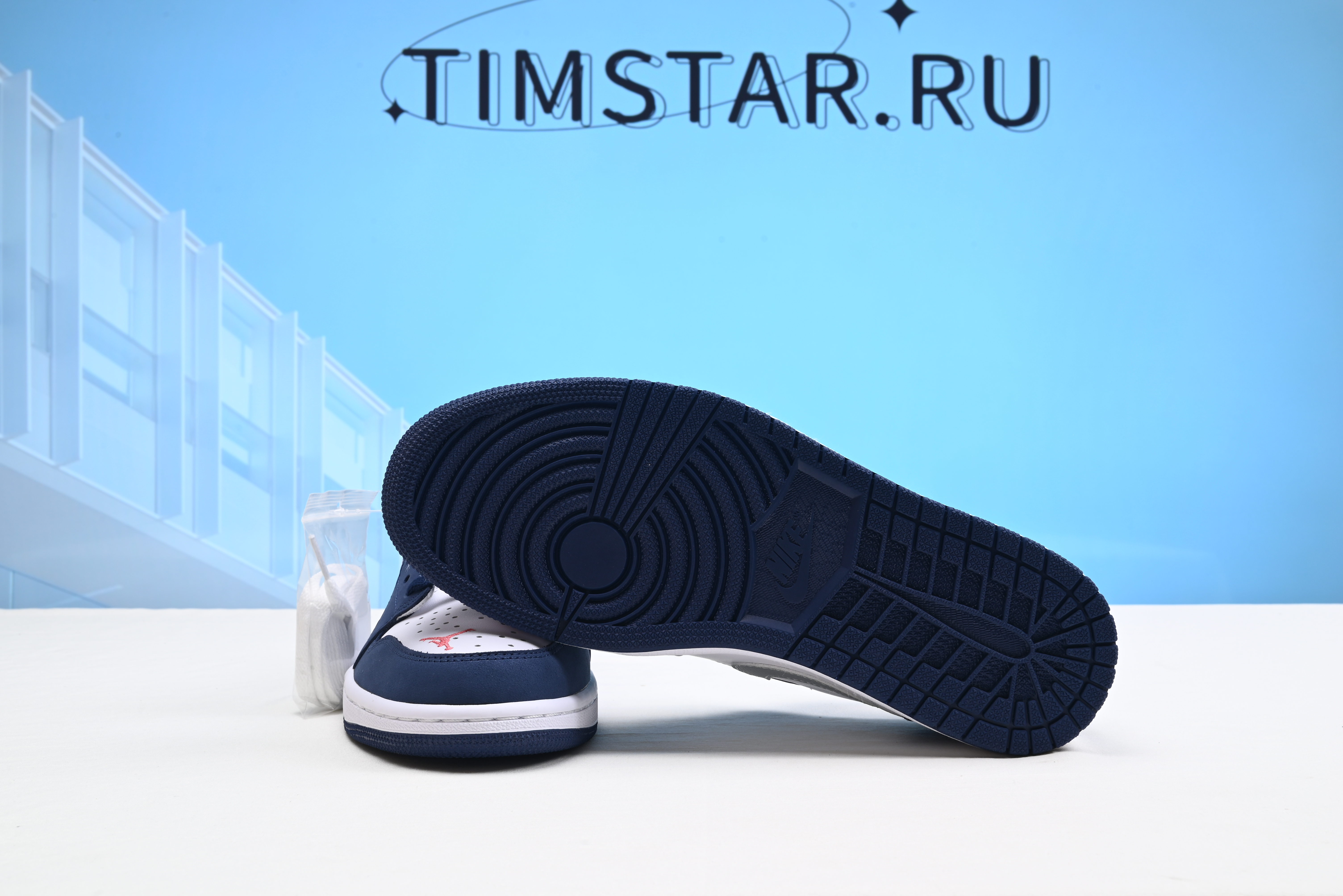 Nike Air Jordan 1 Low SB Midnight Navy CJ7891-400