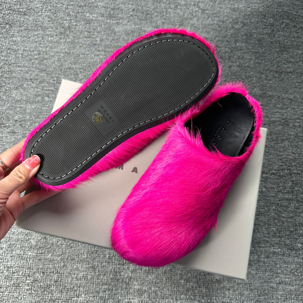 marnii fur slippers pink