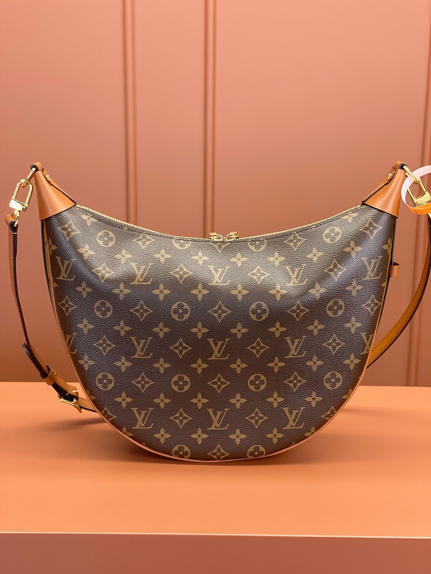 LsVttn Crossbody bag 38cm