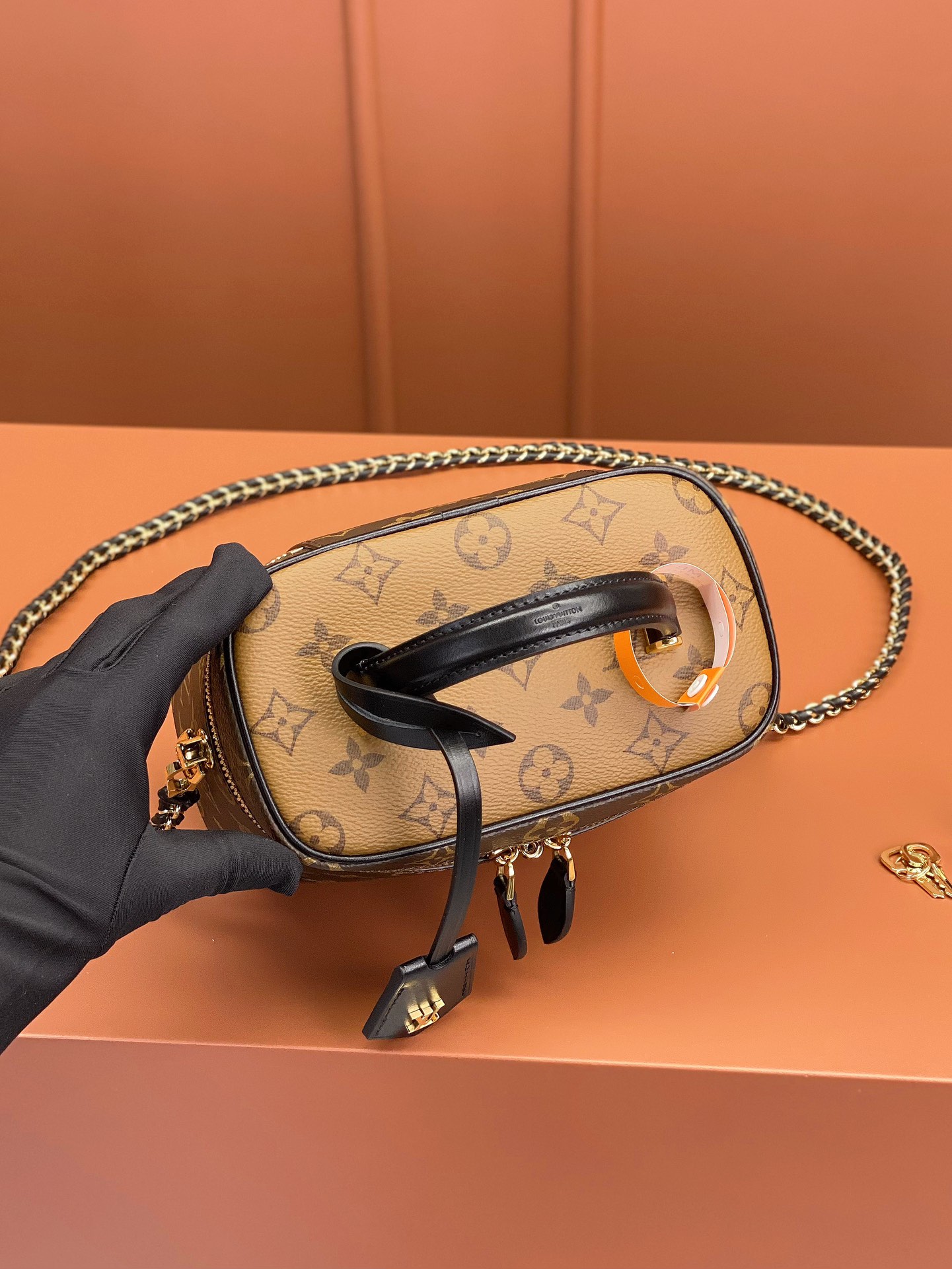 LsVttn Crossbody bag 19cm