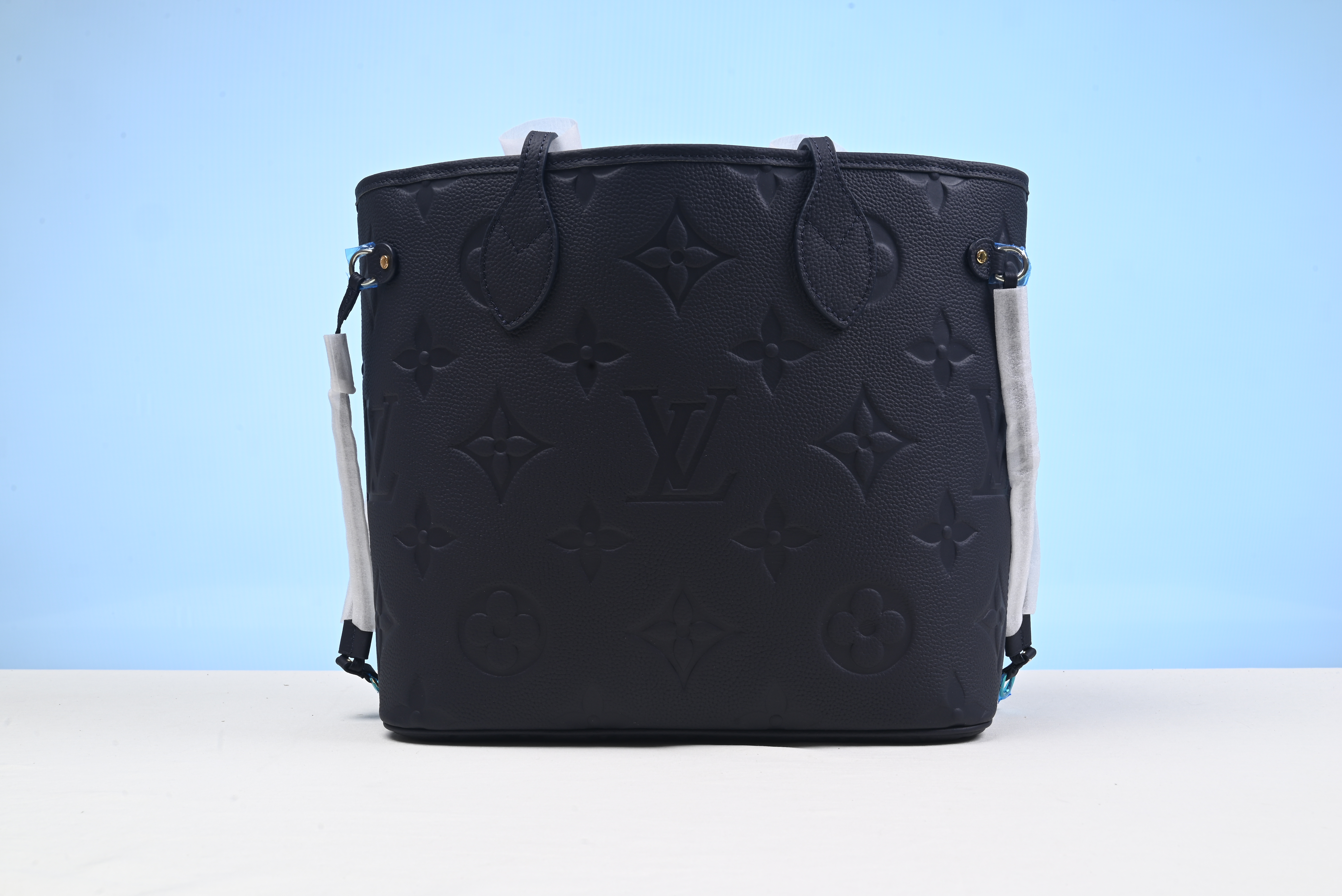 LsVttn Neverfull 32cm