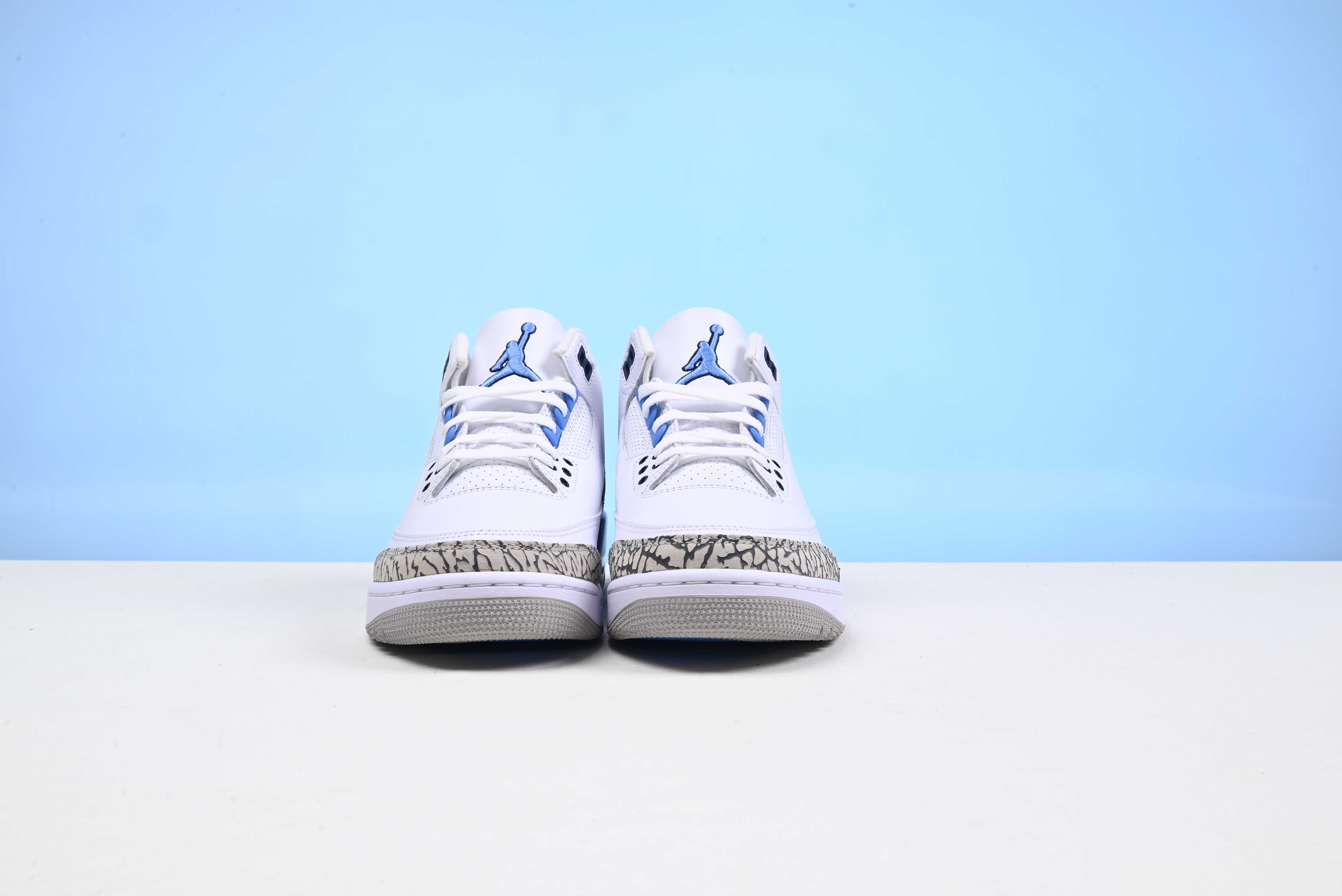 Jordan 3 Retro UNC PE MNJDLS850LN3