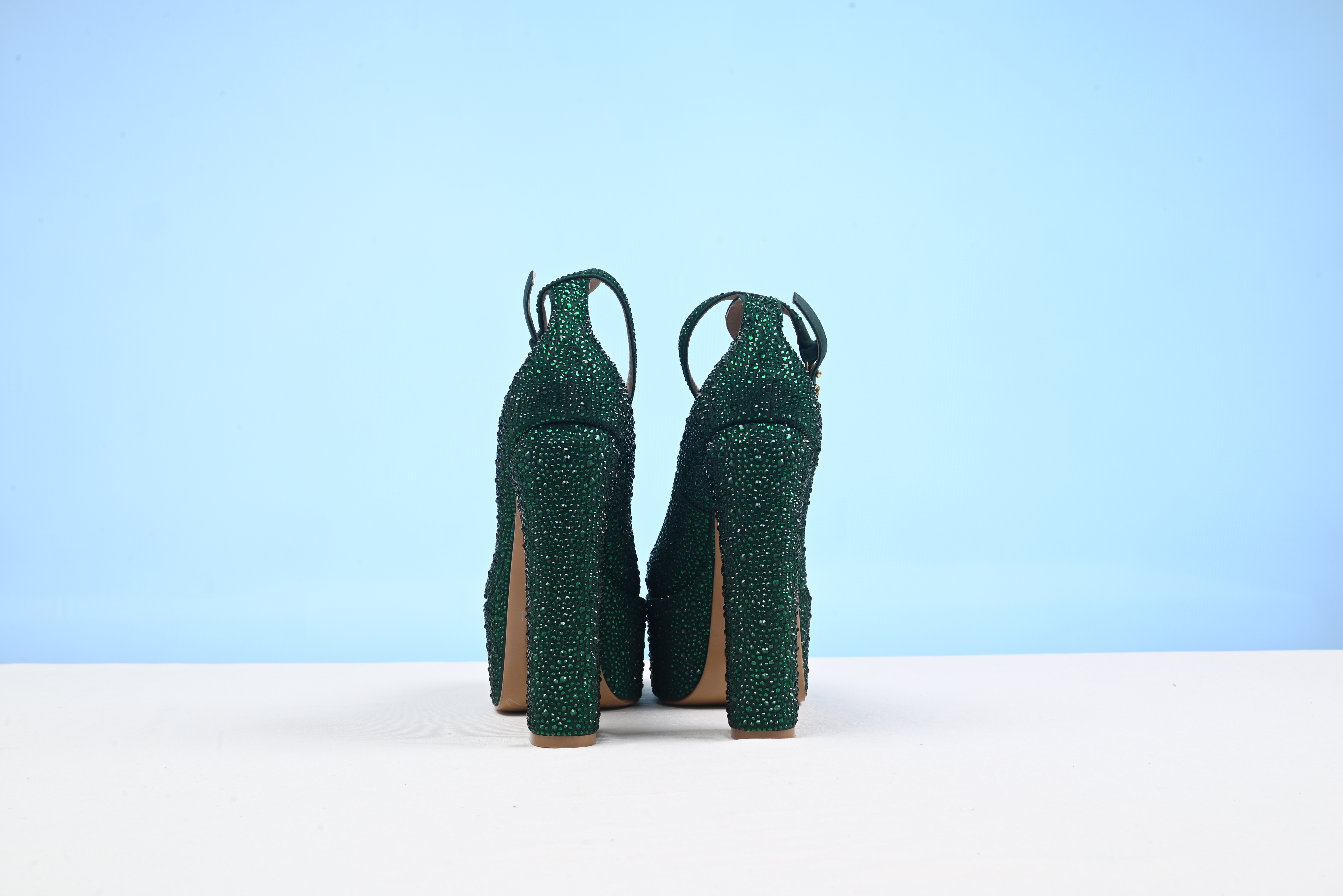 Valentinoo  Garavani green high heels