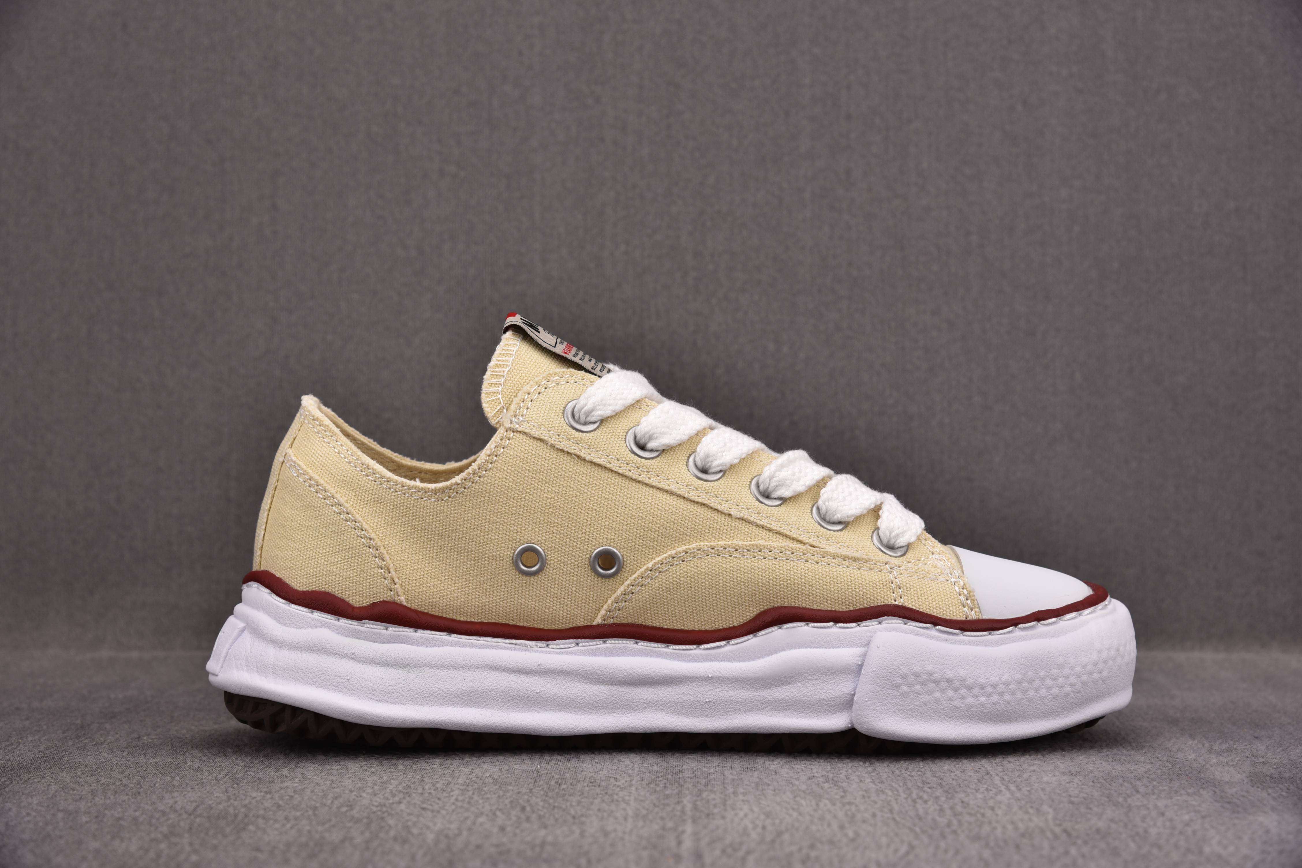 Mais0n Mihara Yasuhir0 yellow