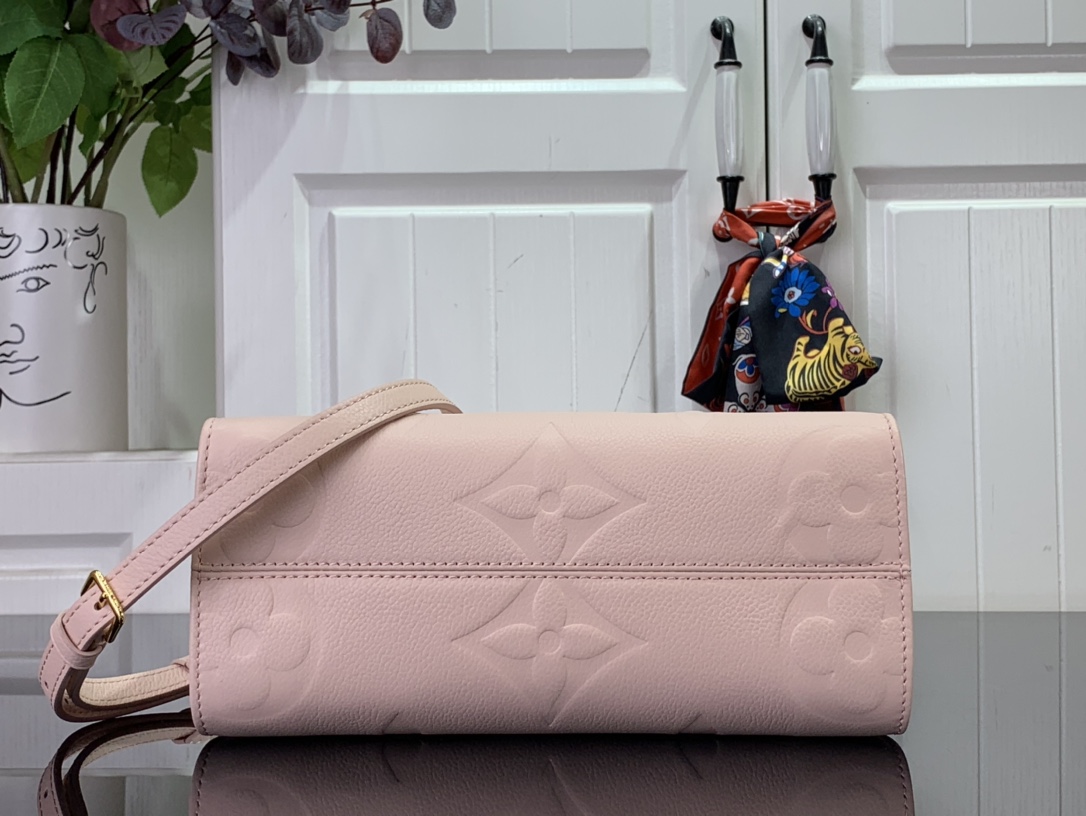 LsVttn Bag83123218 25cm