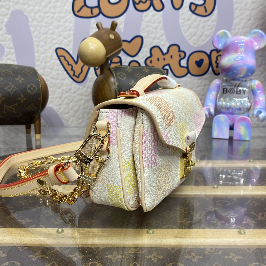 LsVttn Bag2 36123124 23.5cm