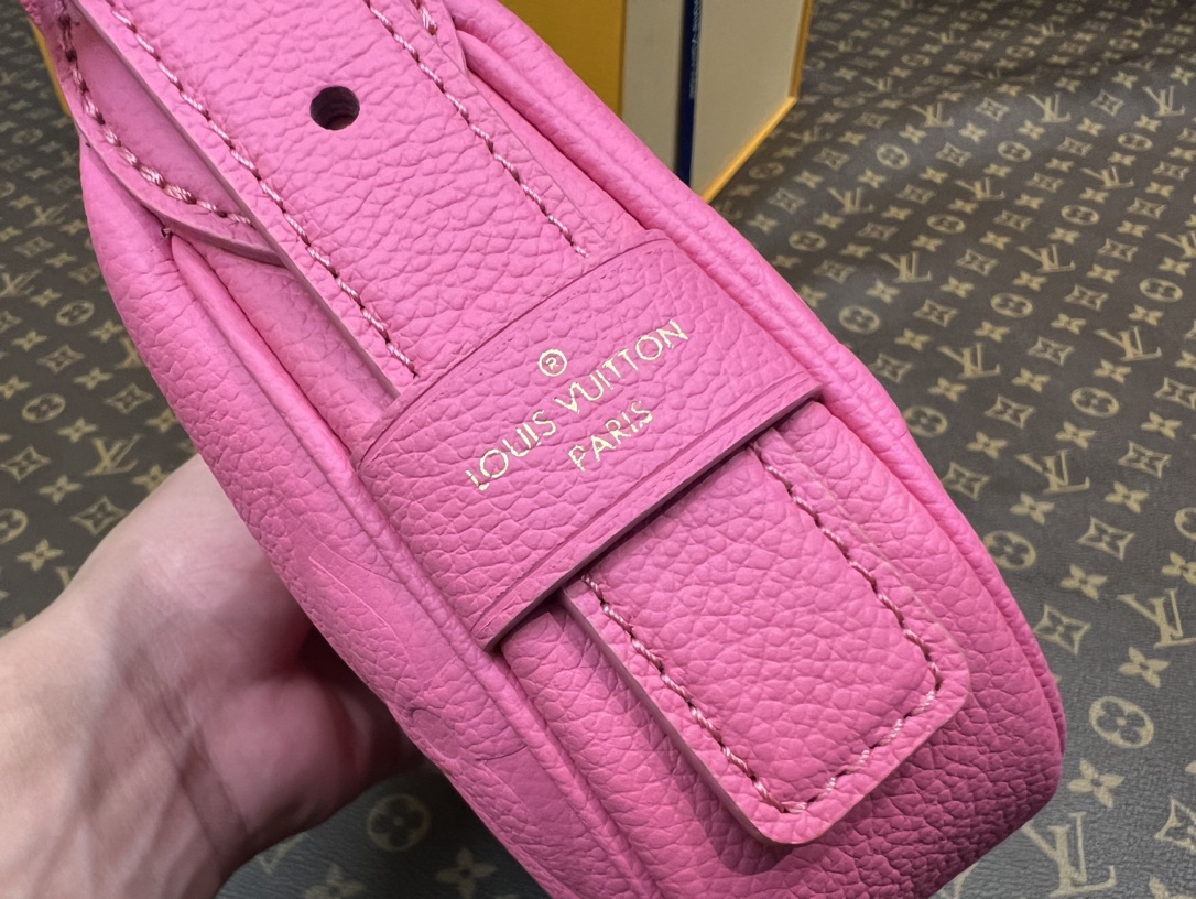 LsVttn Bag 49123168 pink20.5cm