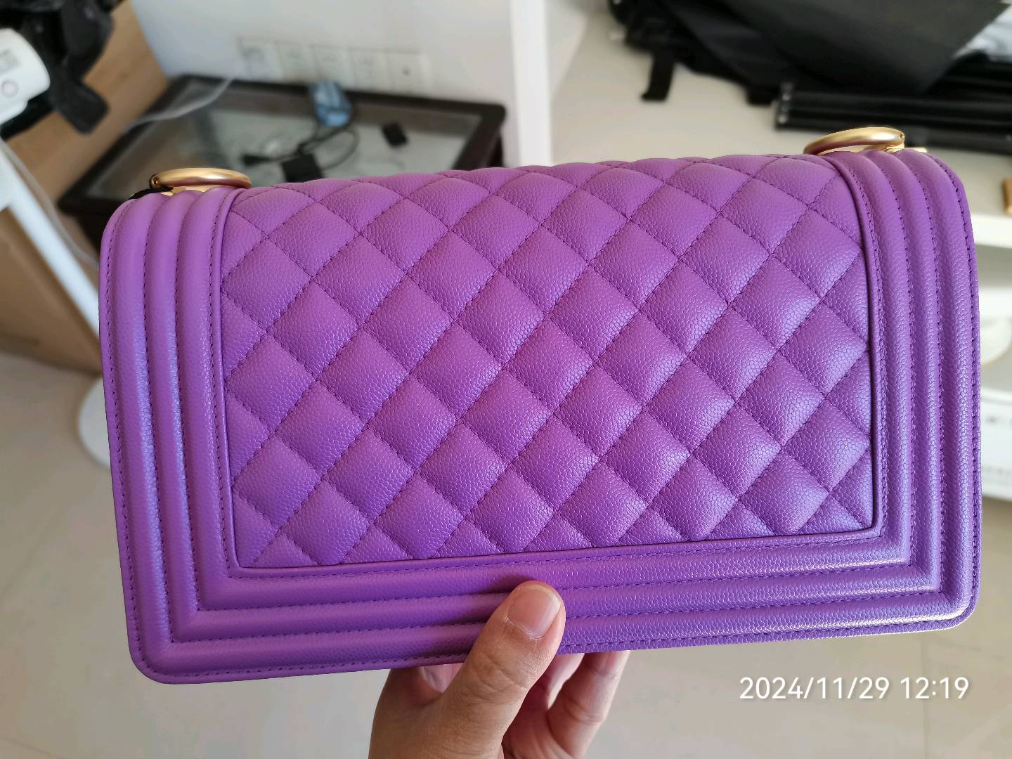 Channe1 Caviar Quilted Medium Boy Flap Purple 24.5cm